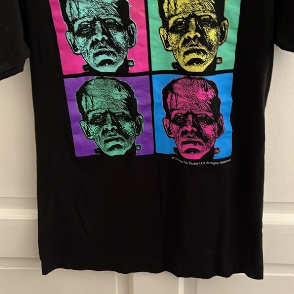 Universal Studios Monsters Black Frankenstein Faces Halloween T-Shirt - Picture 2 of 6